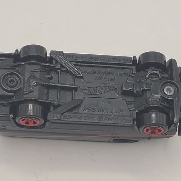 2011 HOT WHEELS A TEAM '83 - '84 GMC PANEL VAN BLACK 1:64 DIECAST 3" VAN W/ RED - Picture 5 of 5